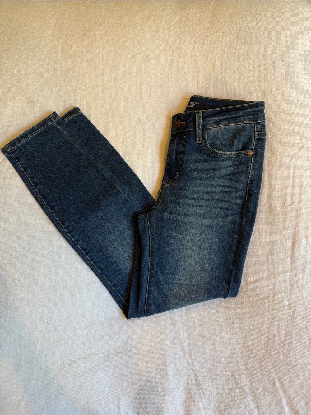 Judy Blue Straight Leg Jeans in Dark Indigo Wash